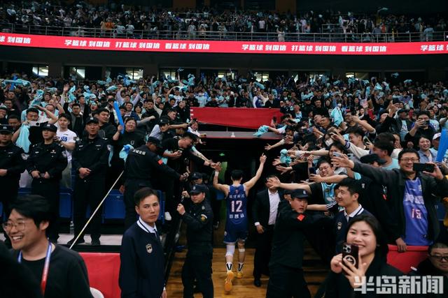 青岛男篮再取胜利,全队实力突出击败对手的简单介绍 青岛男篮再取胜利,全队实力突出击败对手的简单介绍