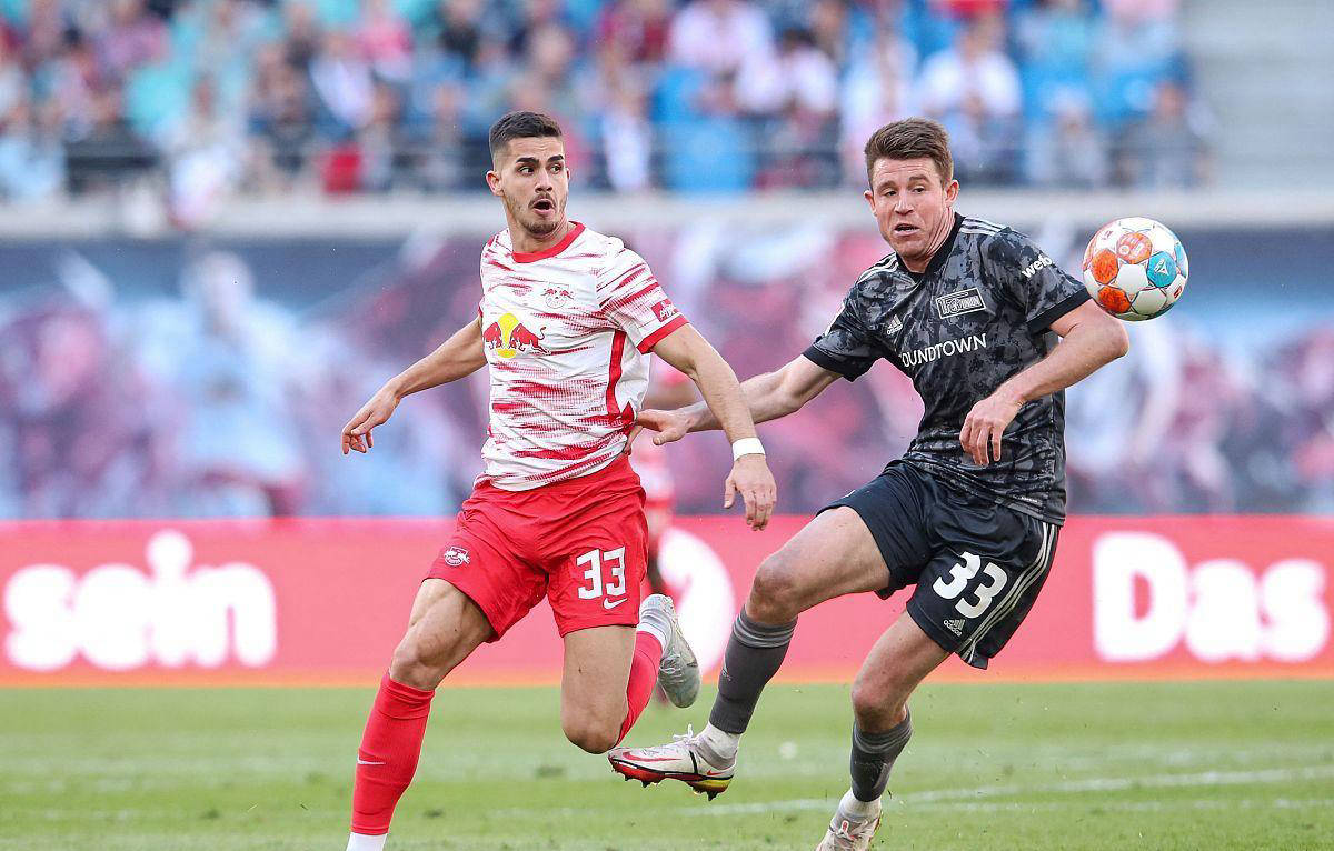 爱游戏入口-包含莱比锡主场大胜，稳坐榜首屹立不倒的词条