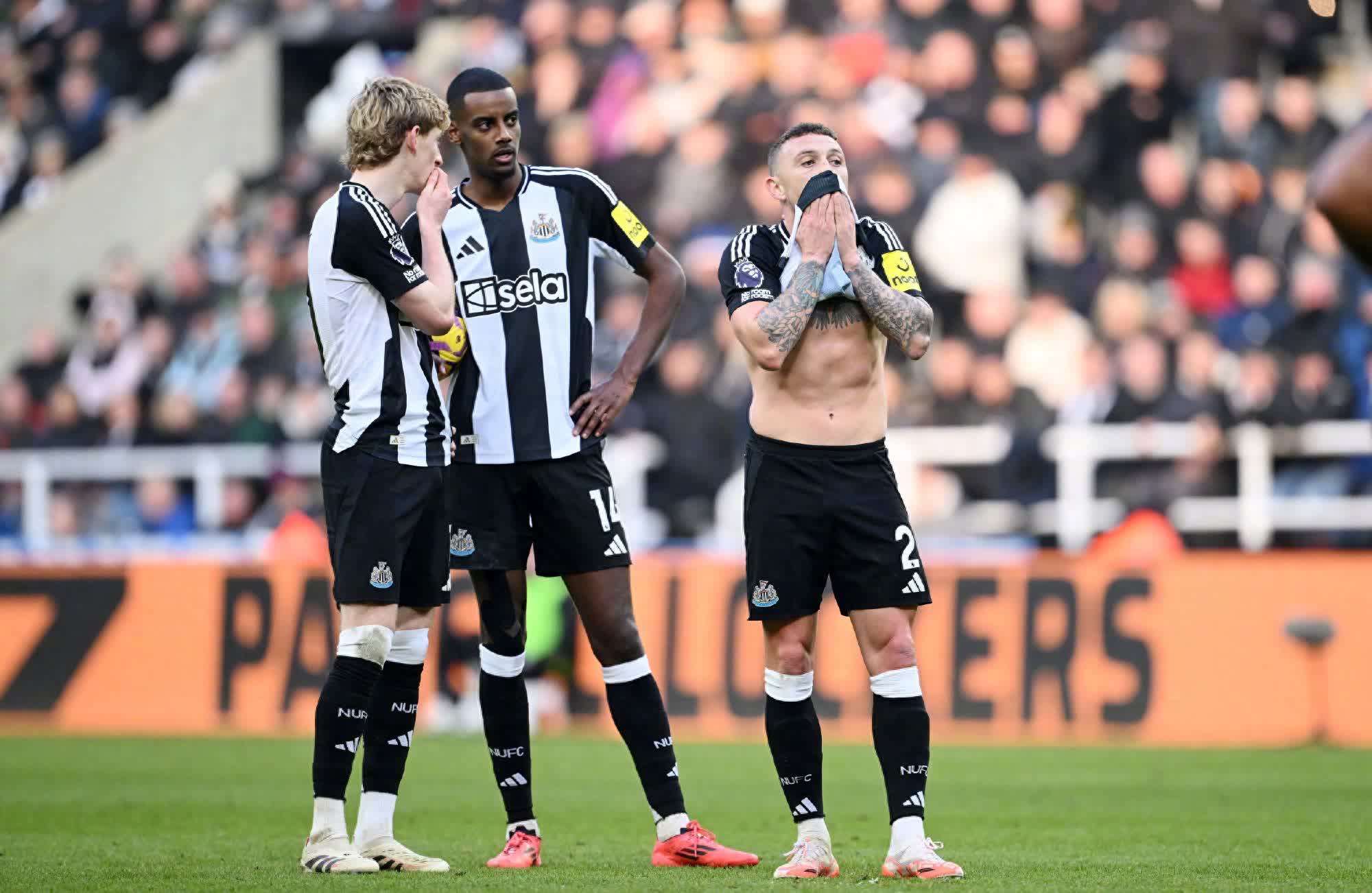 爱游戏教练-瑞典球员加盟英超球队展现实力