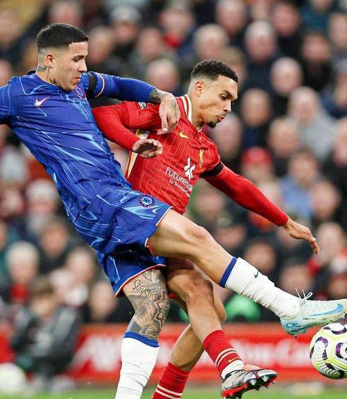 瑞典球员加盟英超球队展现实力 瑞典球员加盟英超球队展现实力