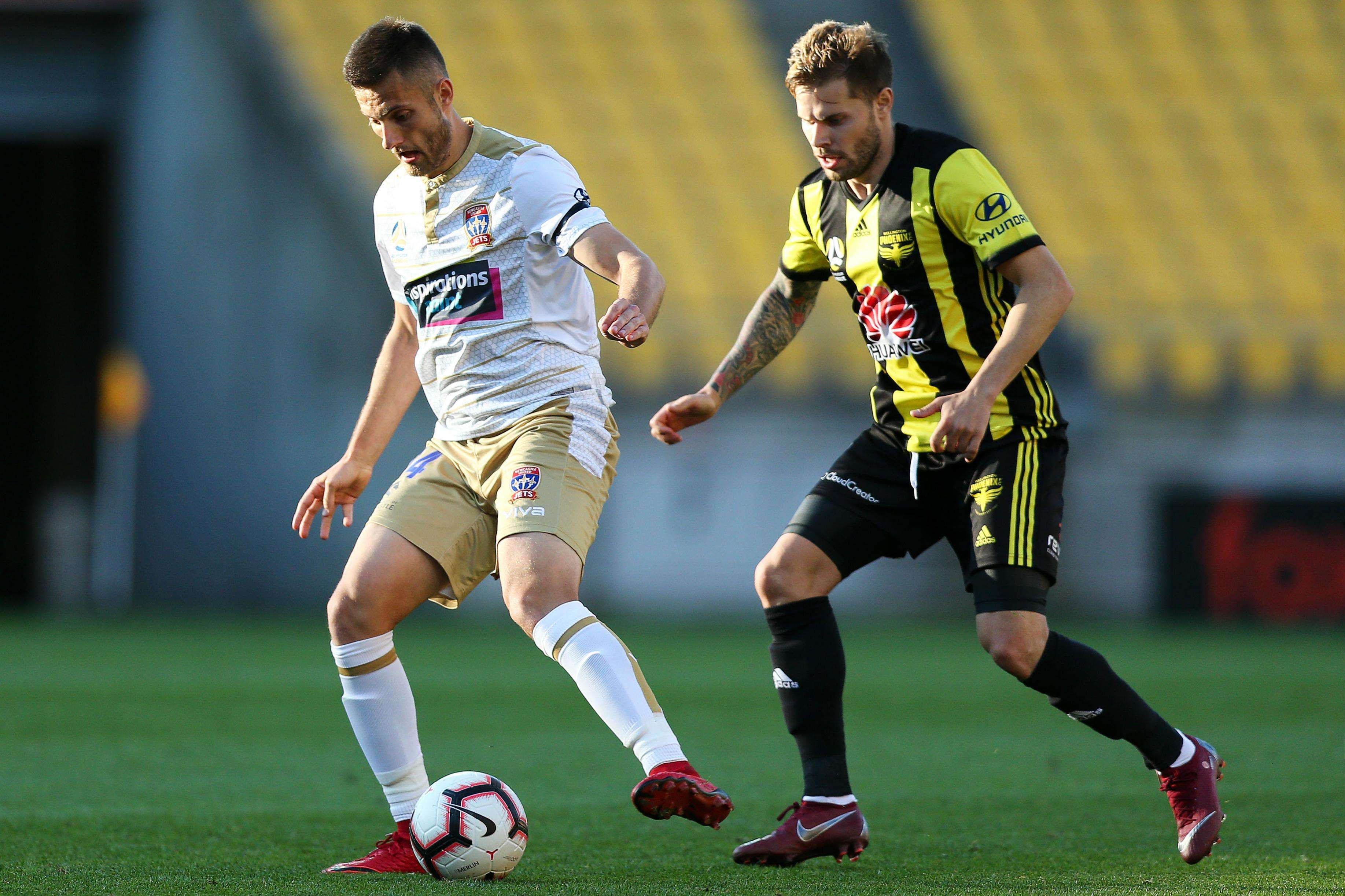 关于西悉尼流浪者进攻端火力强劲,欲破河床防线的信息 关于西悉尼流浪者进攻端火力强劲,欲破河床防线的信息