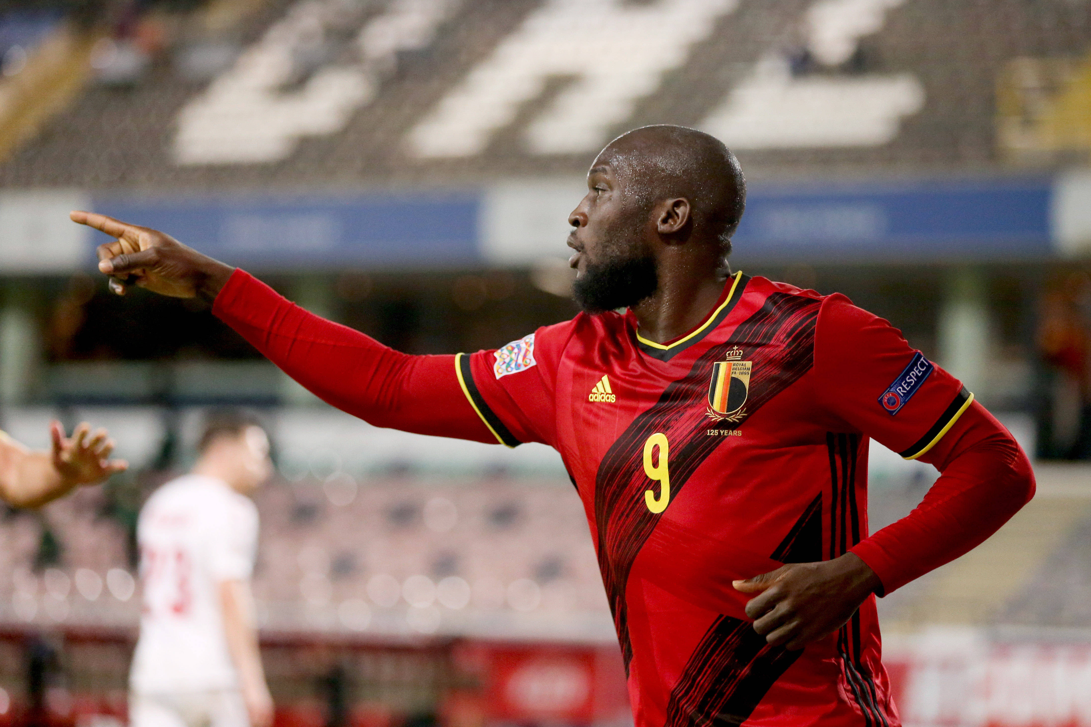 欧洲足球国家杯赛打响,球员风采令人赞叹的简单介绍 欧洲足球国家杯赛打响,球员风采令人赞叹的简单介绍