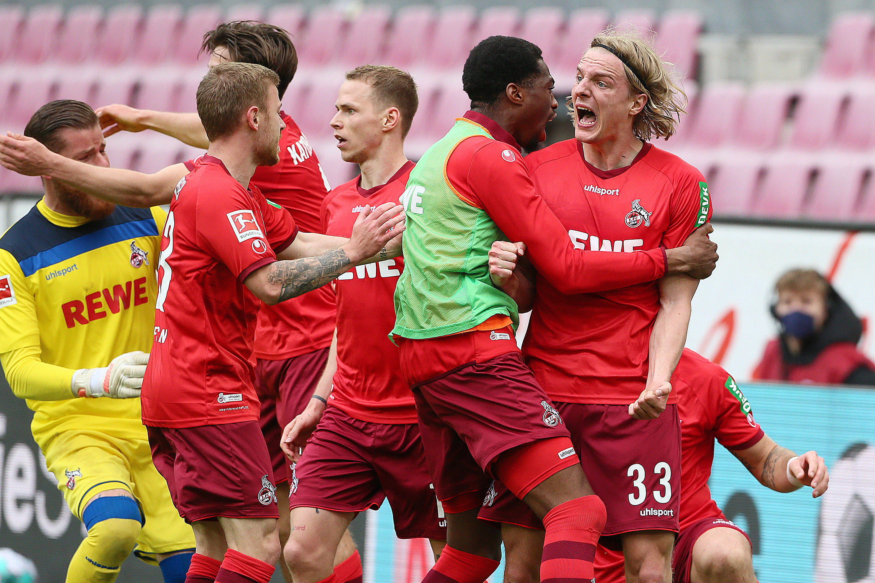 爱游戏app下载-关于沙尔克04队在本赛季的表现备受瞩目，球队气势如虹的信息