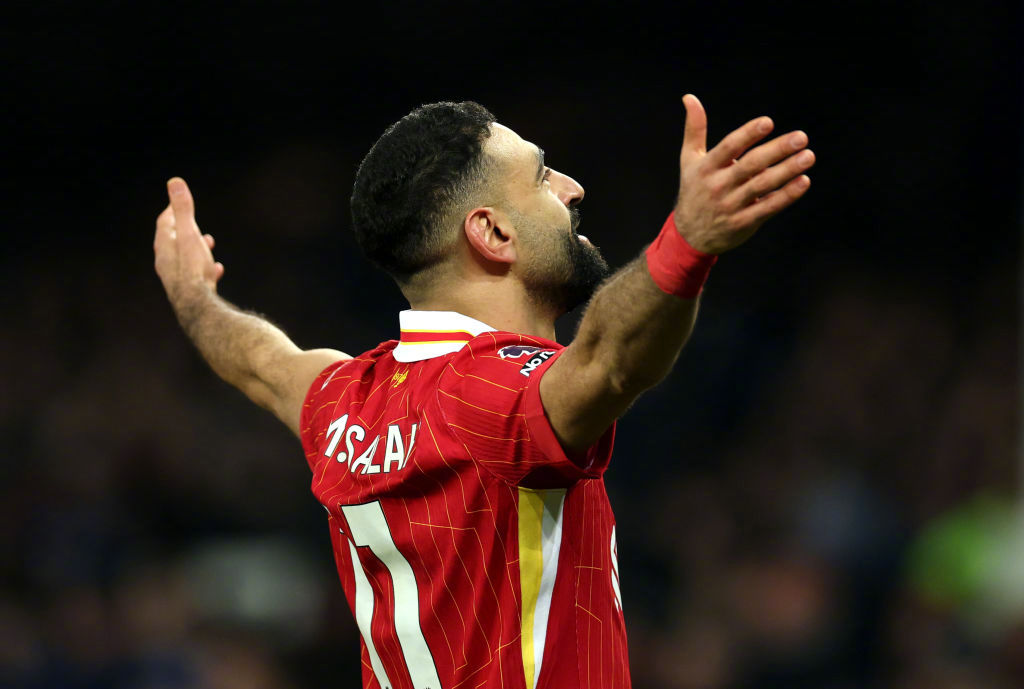 爱游戏登录入口-利物浦客场战平对手，英冠领头羊宽恕对手