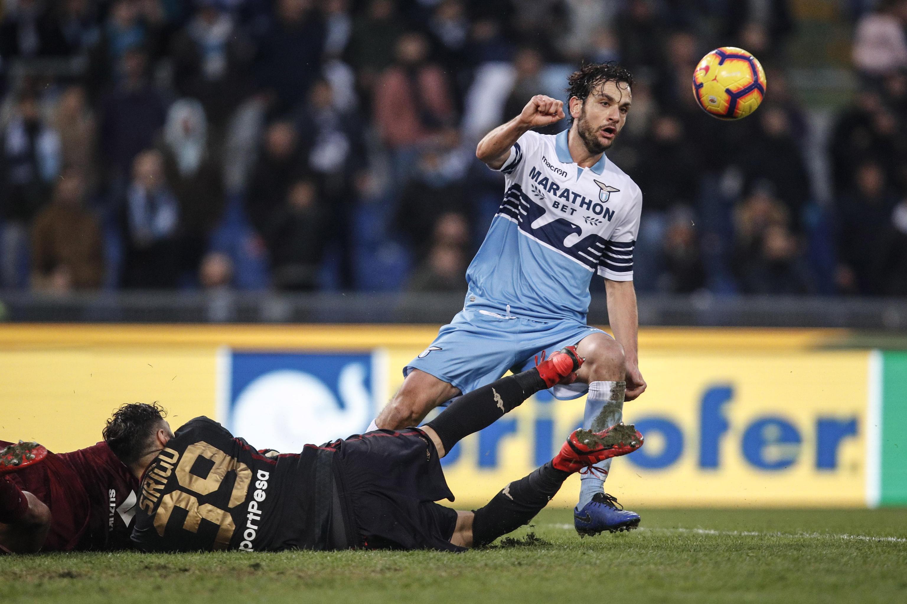 爱游戏app下载地址-都灵主场战平对手，保级前景渐入佳境