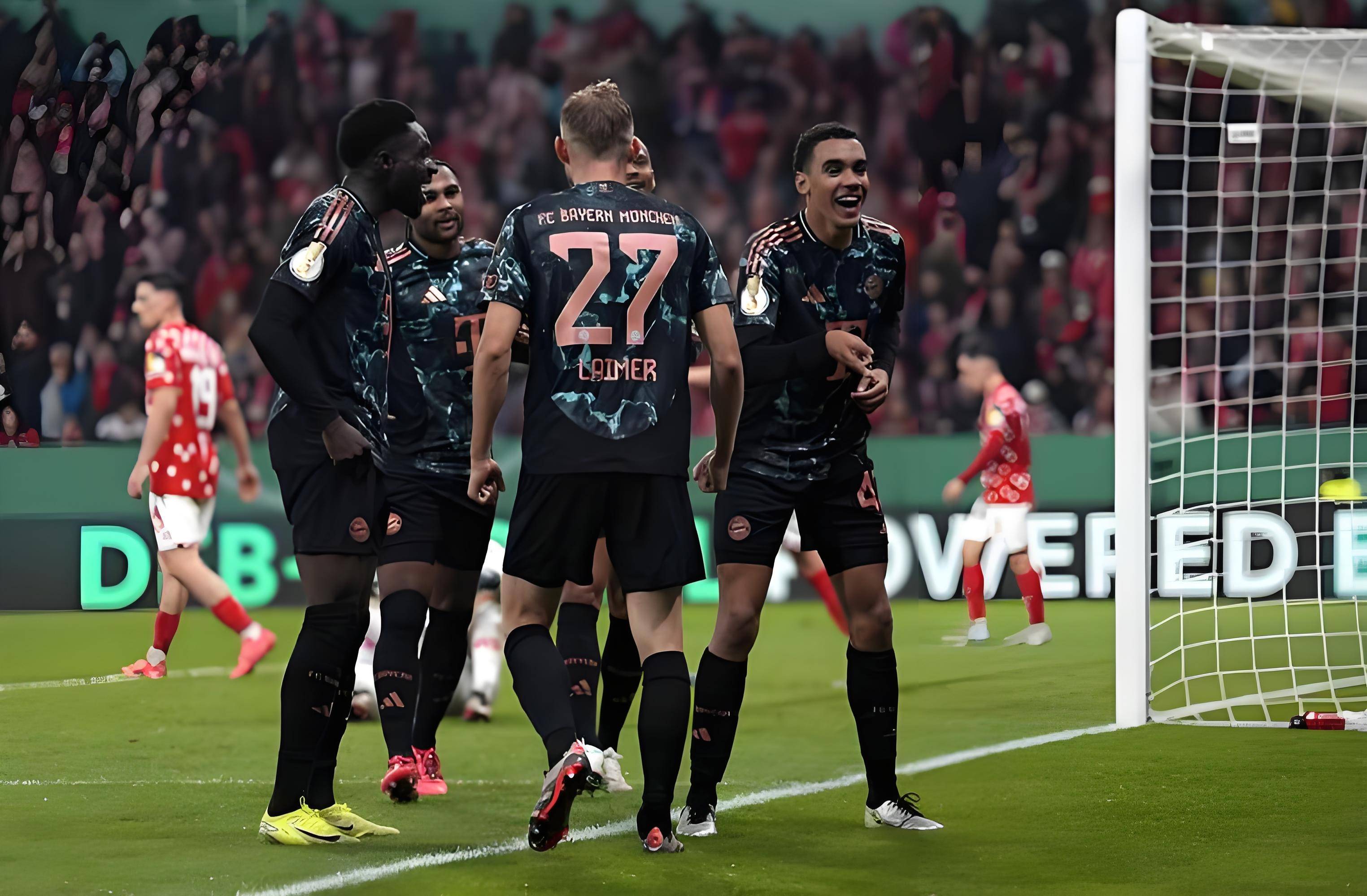 爱游戏官网入口-美因茨球队备战下一场比赛，全员投入