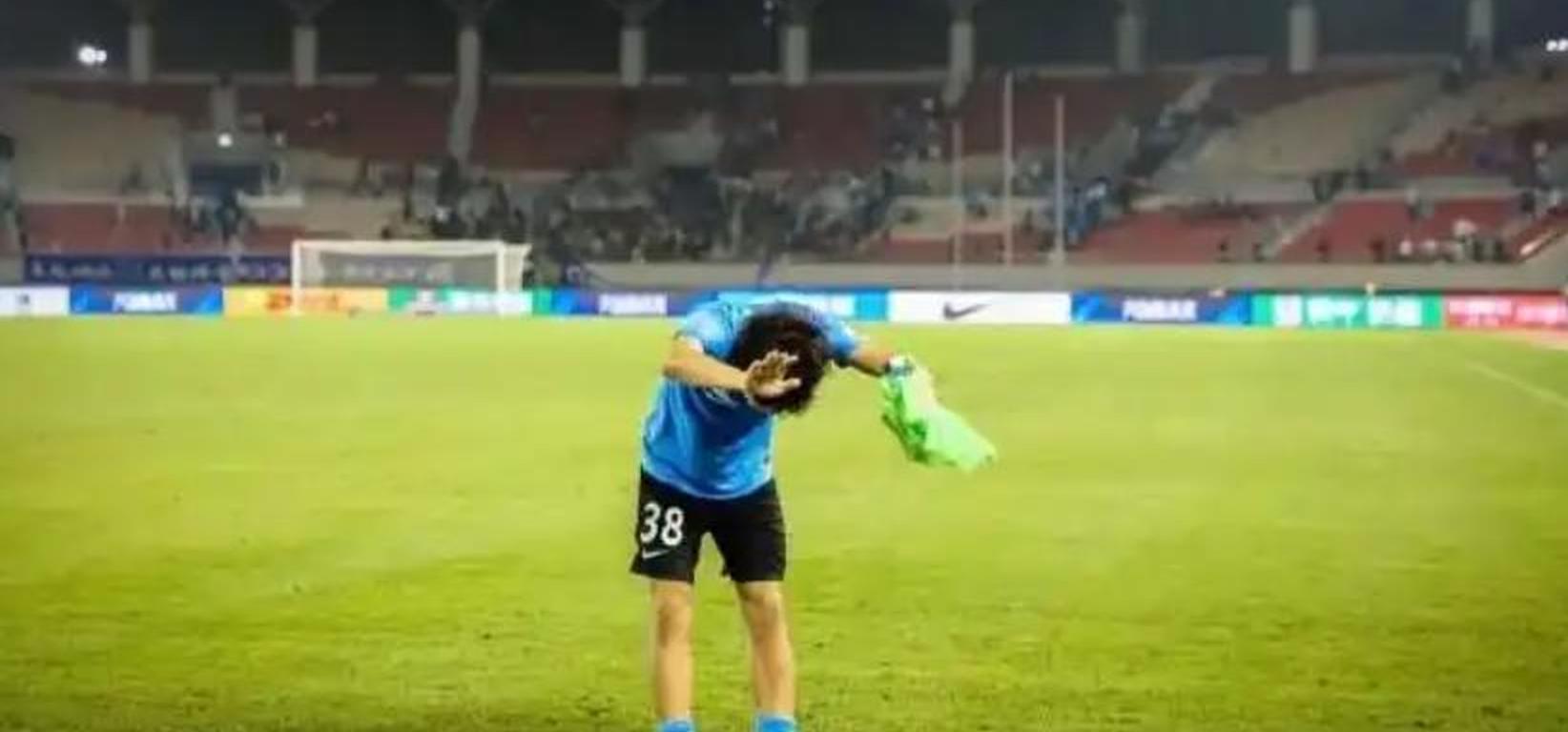 爱游戏链接-关于后防稳固，球队零封对手取得胜利的信息