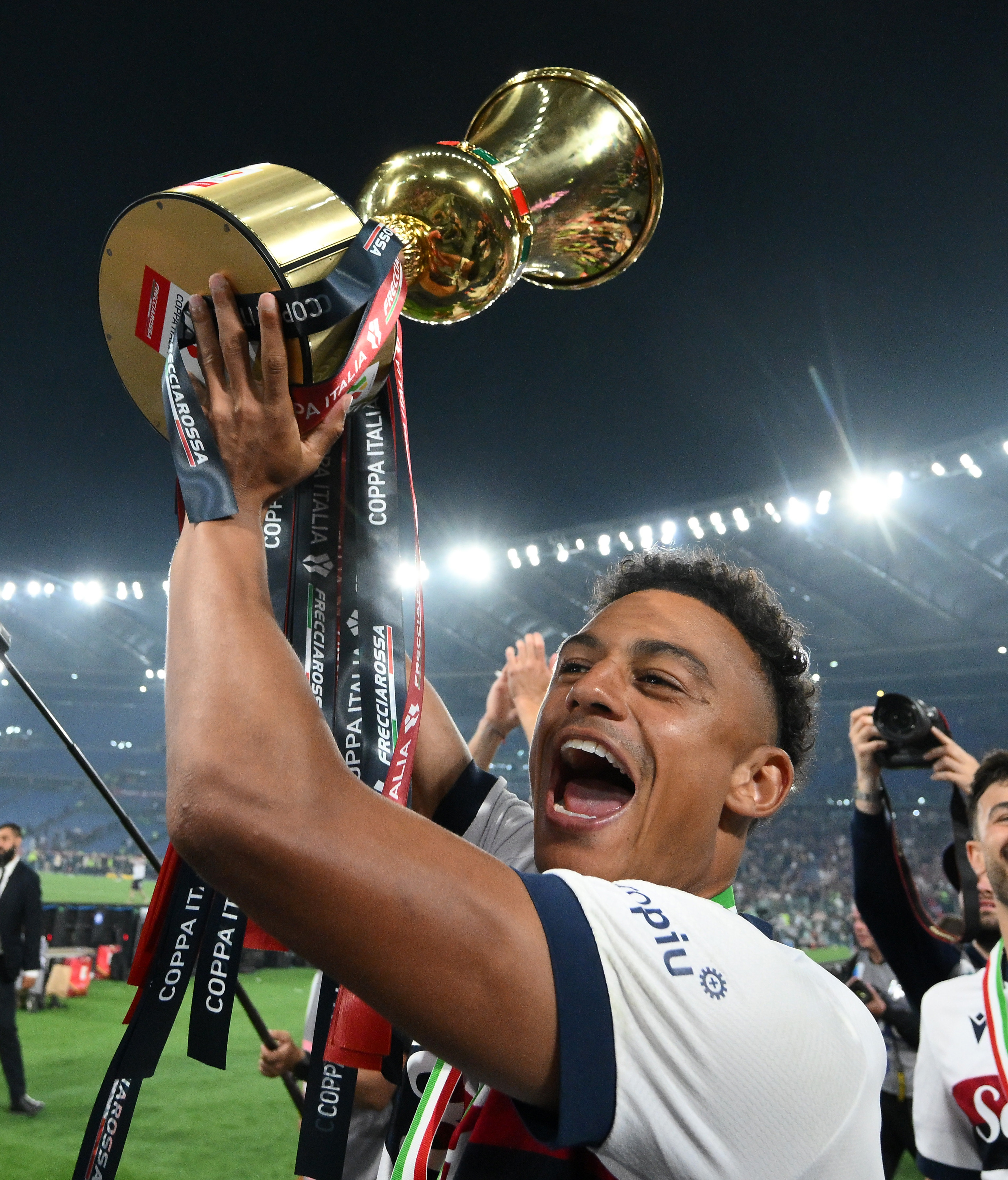 包含意大利足球联赛球队争夺冠军,胜负难料的词条 包含意大利足球联赛球队争夺冠军,胜负难料的词条