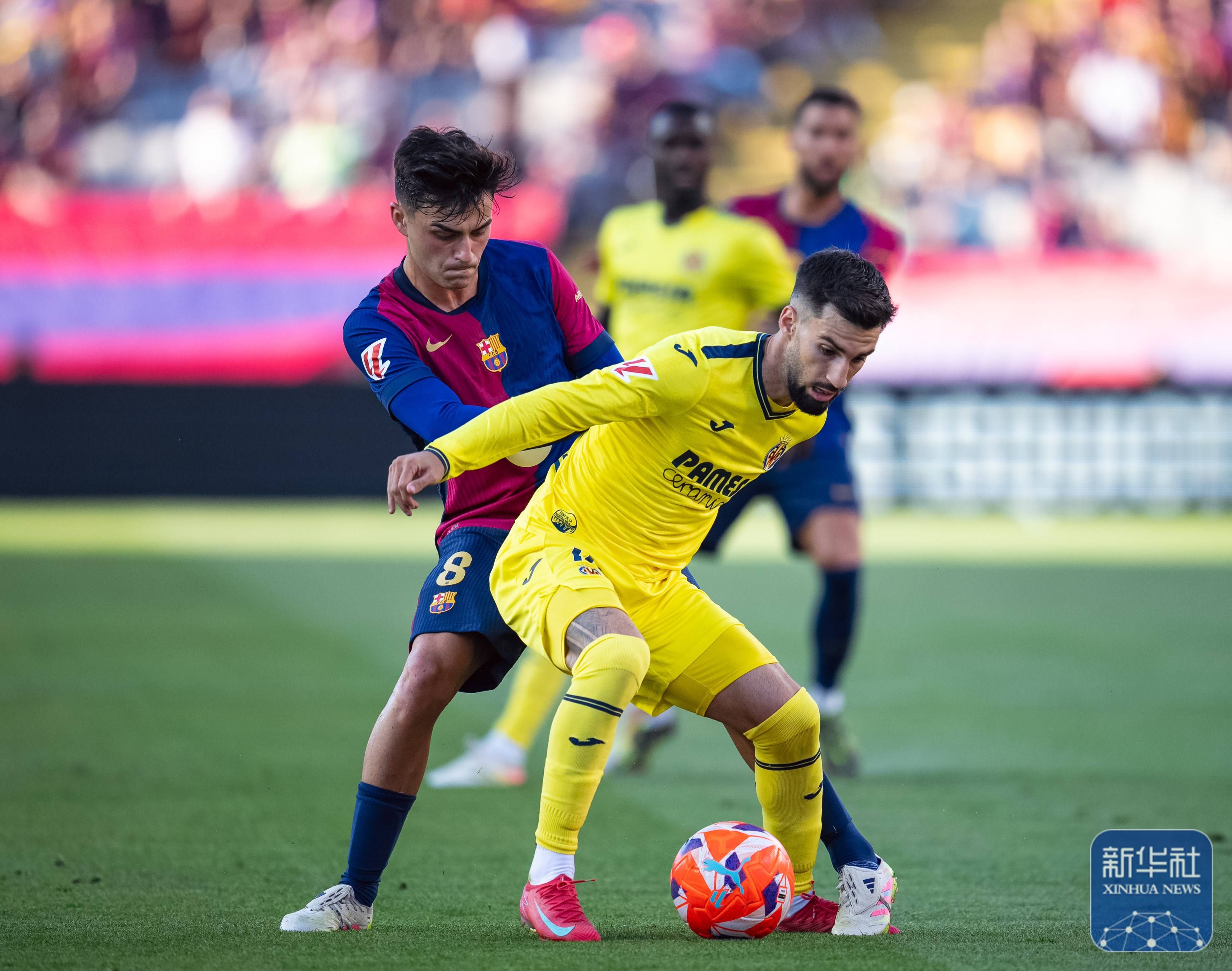 西甲豪强对决，巴塞罗那险胜提前晋级淘汰赛的简单介绍