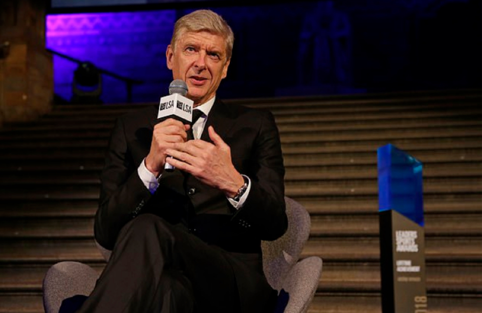 温格将接任巴黎圣日耳曼主帅，将重返巴黎担任一线队教练的简单介绍