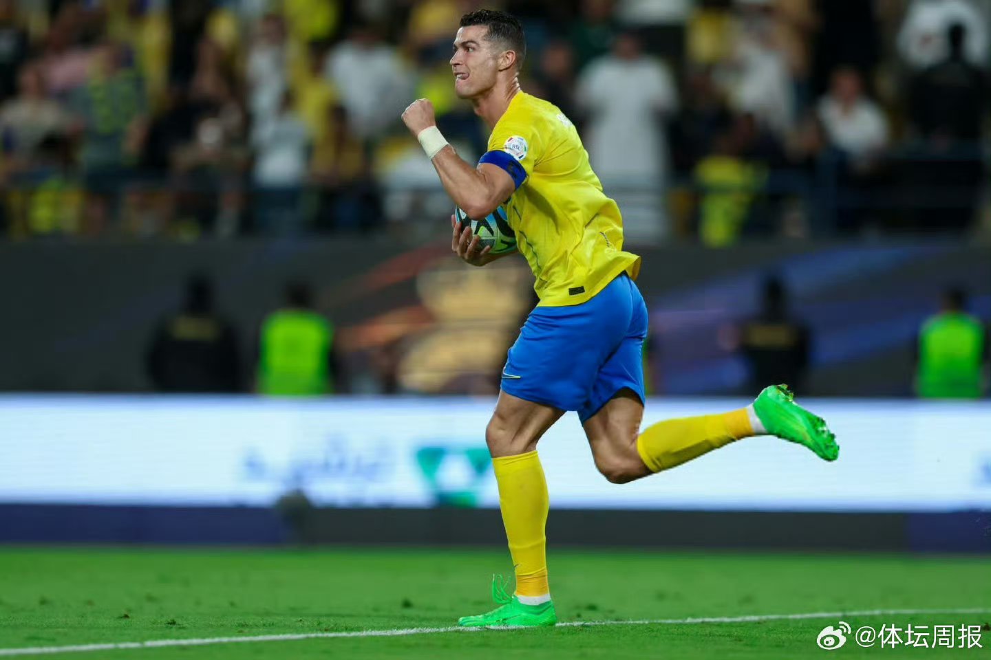 包含江苏库存战队在近期比赛中获得重要胜利的词条