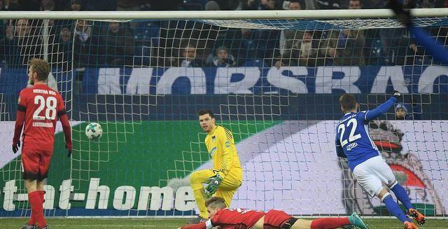 包含柏林赫塔主场不敌对手,遭遇连败的词条 包含柏林赫塔主场不敌对手,遭遇连败的词条