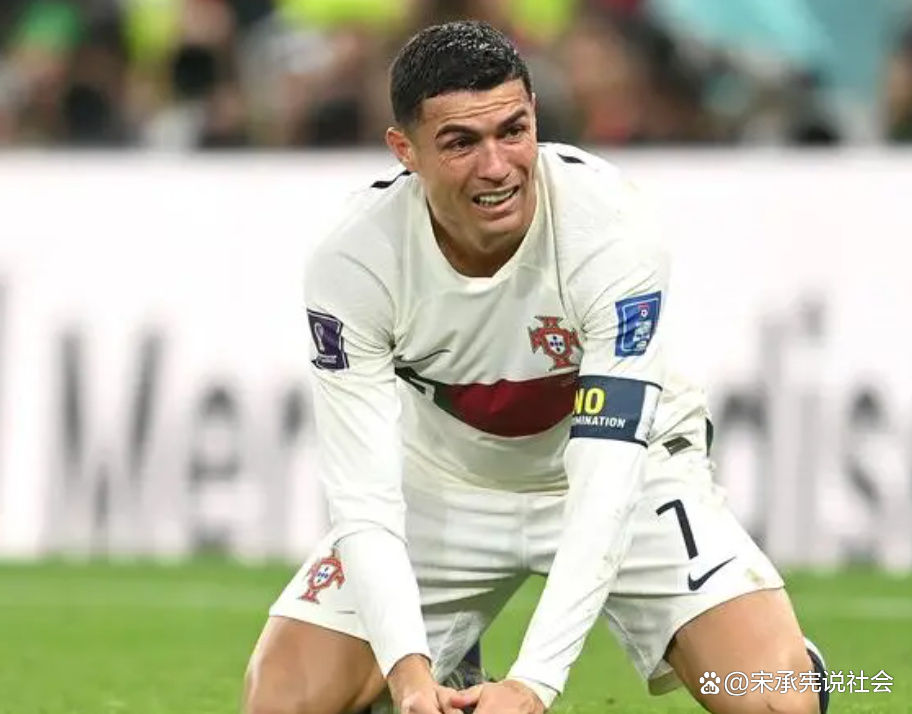 C罗39岁宣布重大决定,决定结束职业生涯! C罗39岁宣布重大决定,决定结束职业生涯!